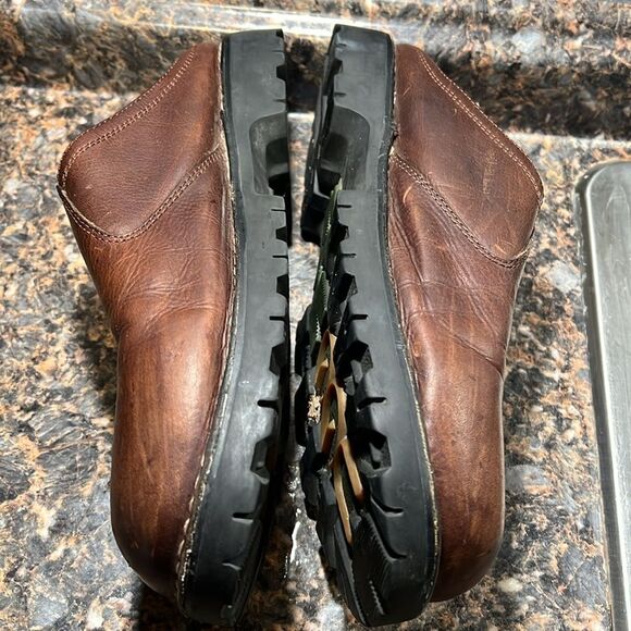UGG men\'s slip on casual brown leather sheepskin size 12 style 5140 main image 5